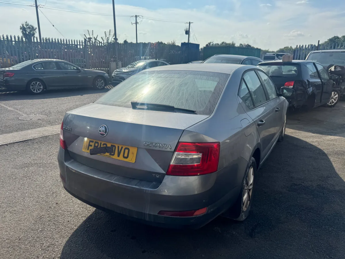 2013 Skoda Octavia 1.6TDI BREAKING / PARTS - Image 2