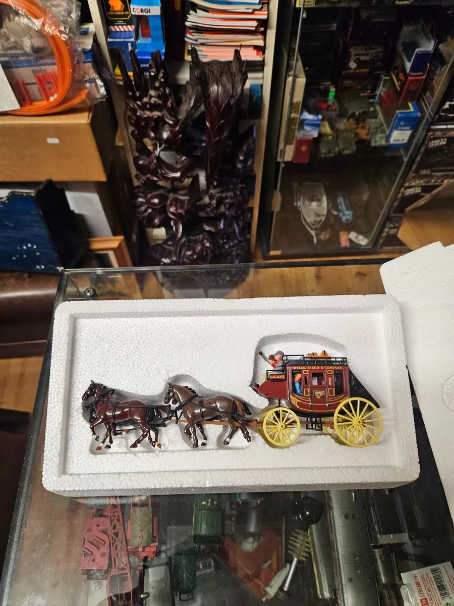 Matchbox Yesteryear Wild West Stagecoach - Image 1