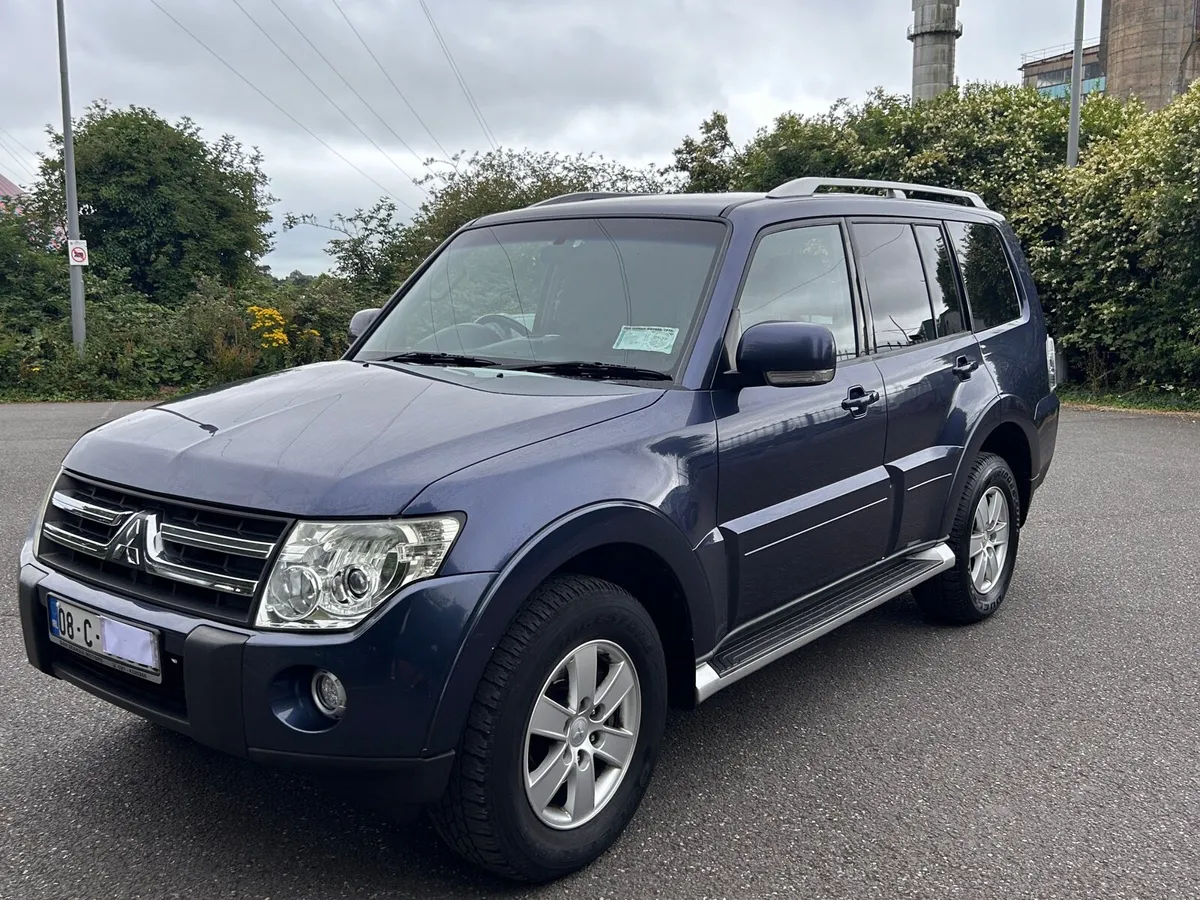 MMC Pajero LWB - Image 2
