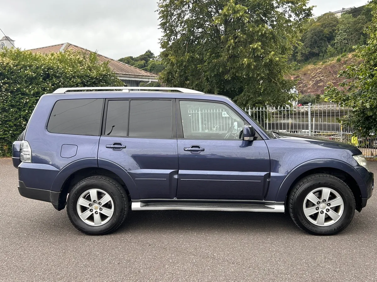 MMC Pajero LWB - Image 4