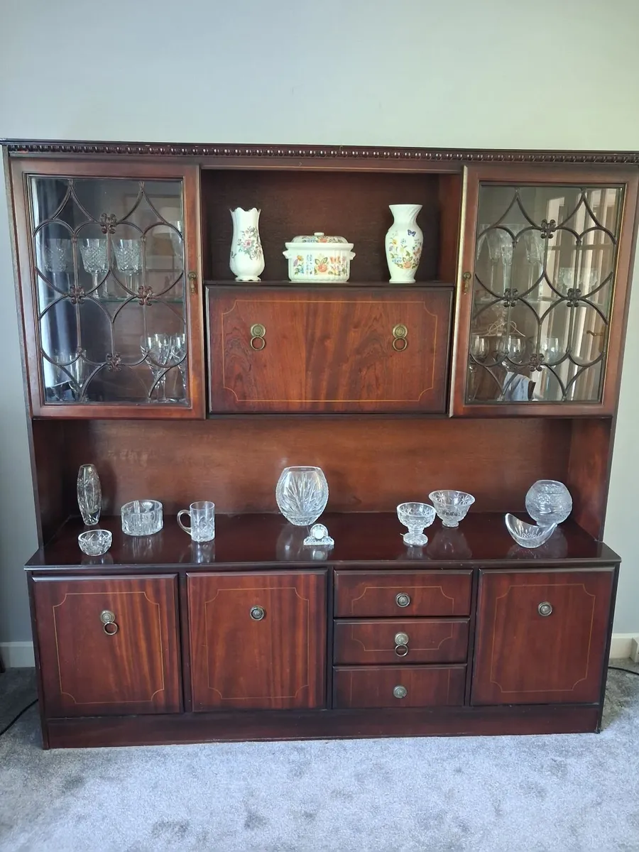 Traditional Dining Room Display Cabinet with Glass - Image 1