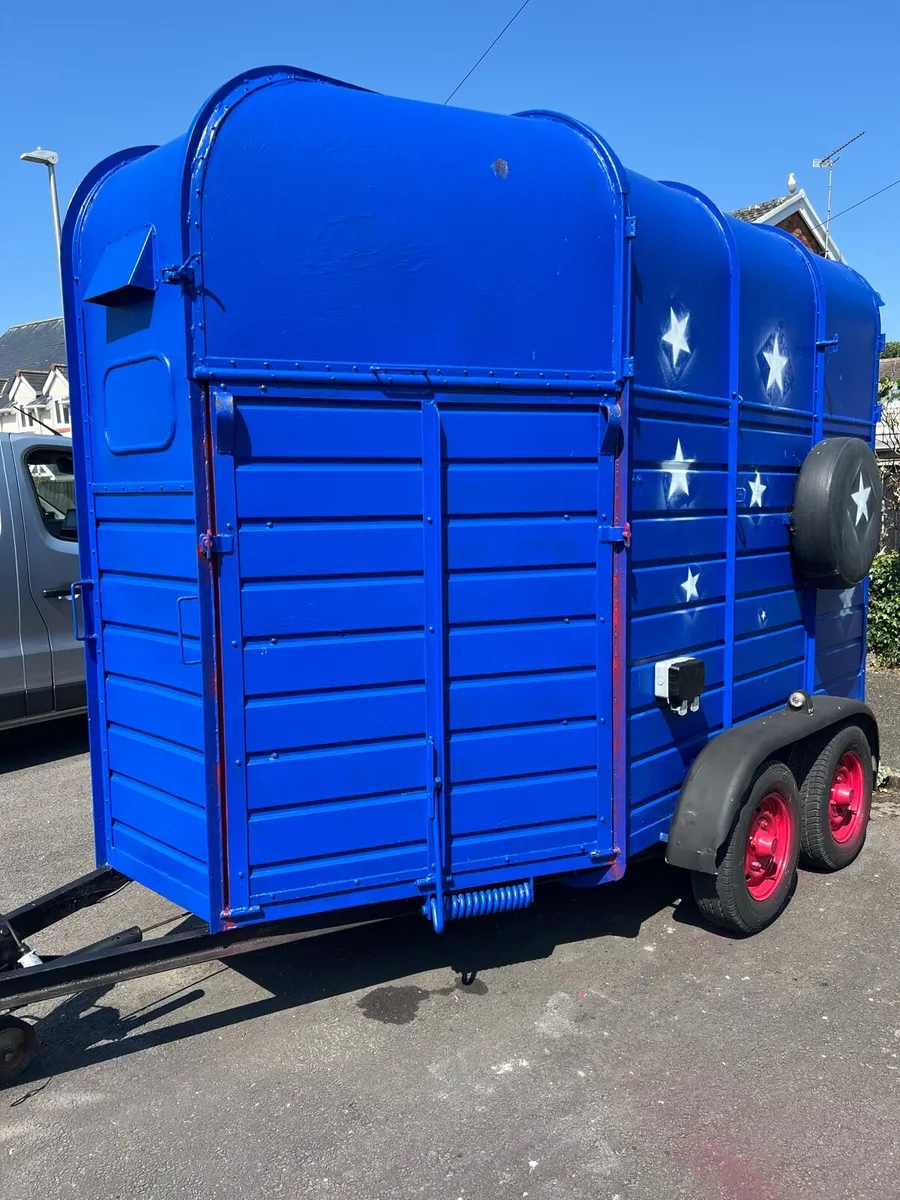 Food trailer - Image 1