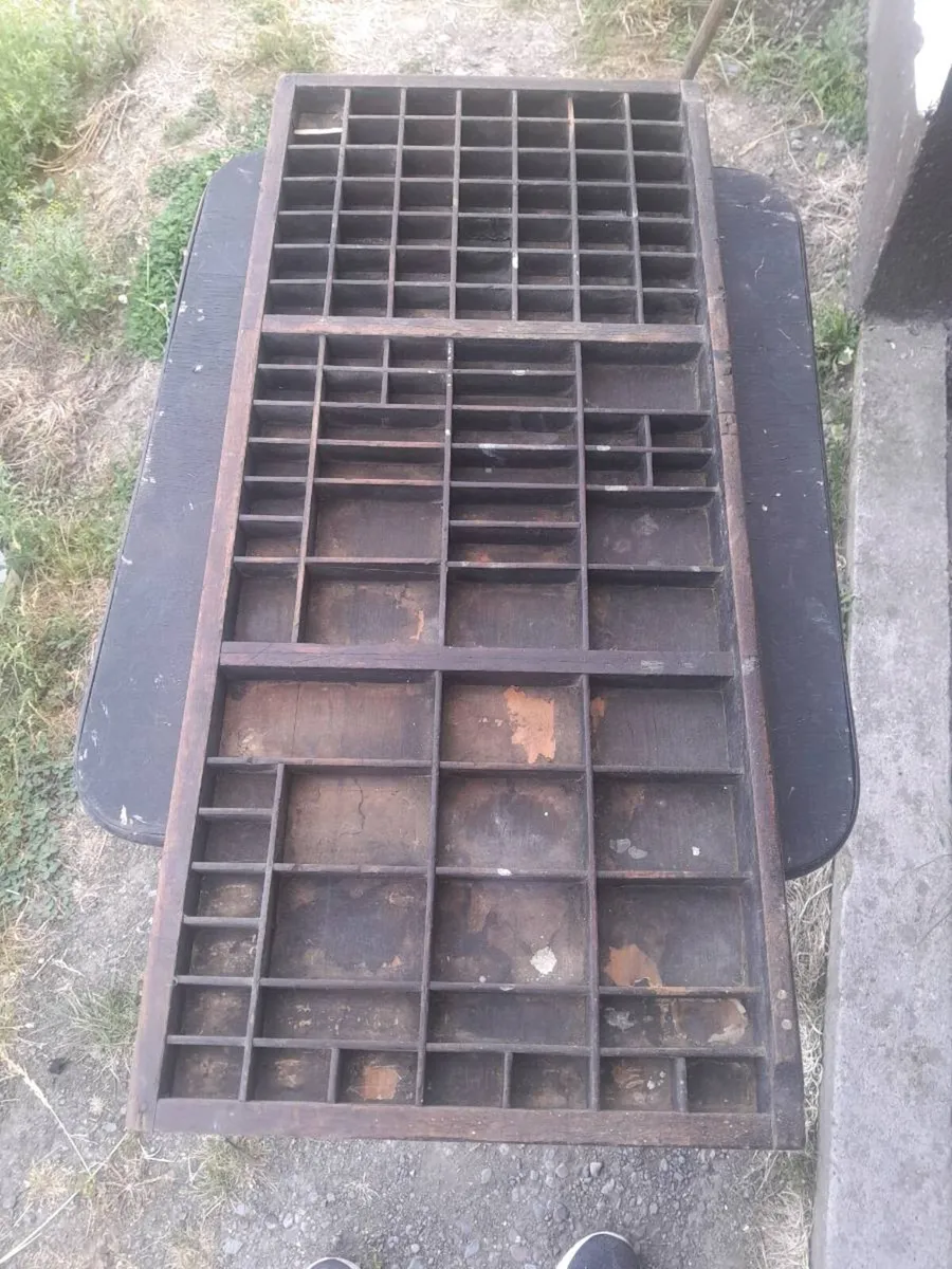 Vintage printers  drawer - Image 3