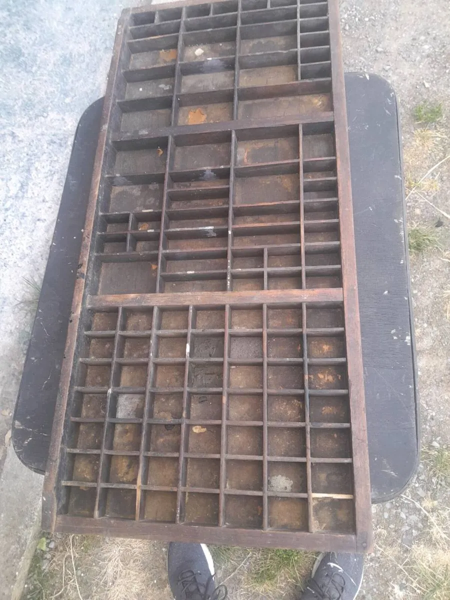 Vintage printers  drawer - Image 4