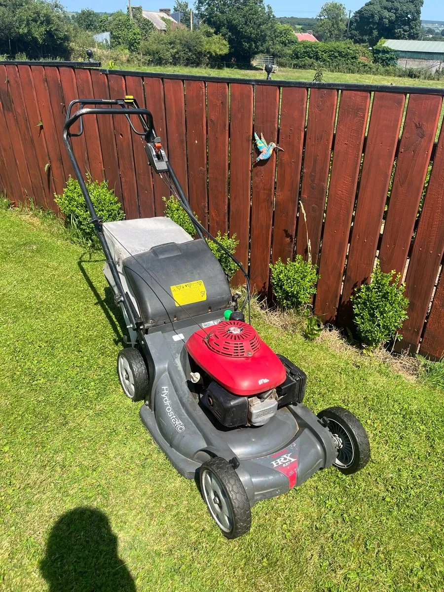 Honda hrx537 lawnmower - Image 1