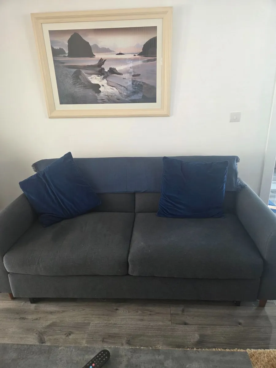 Sofabed - Image 1
