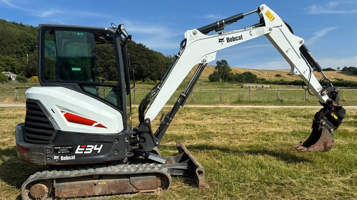 E34 Bobcat Excavator - Image 1