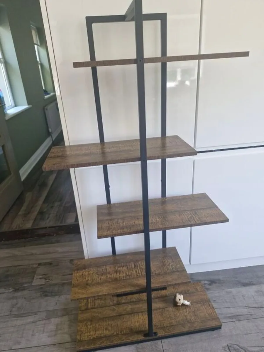furn - Image 2
