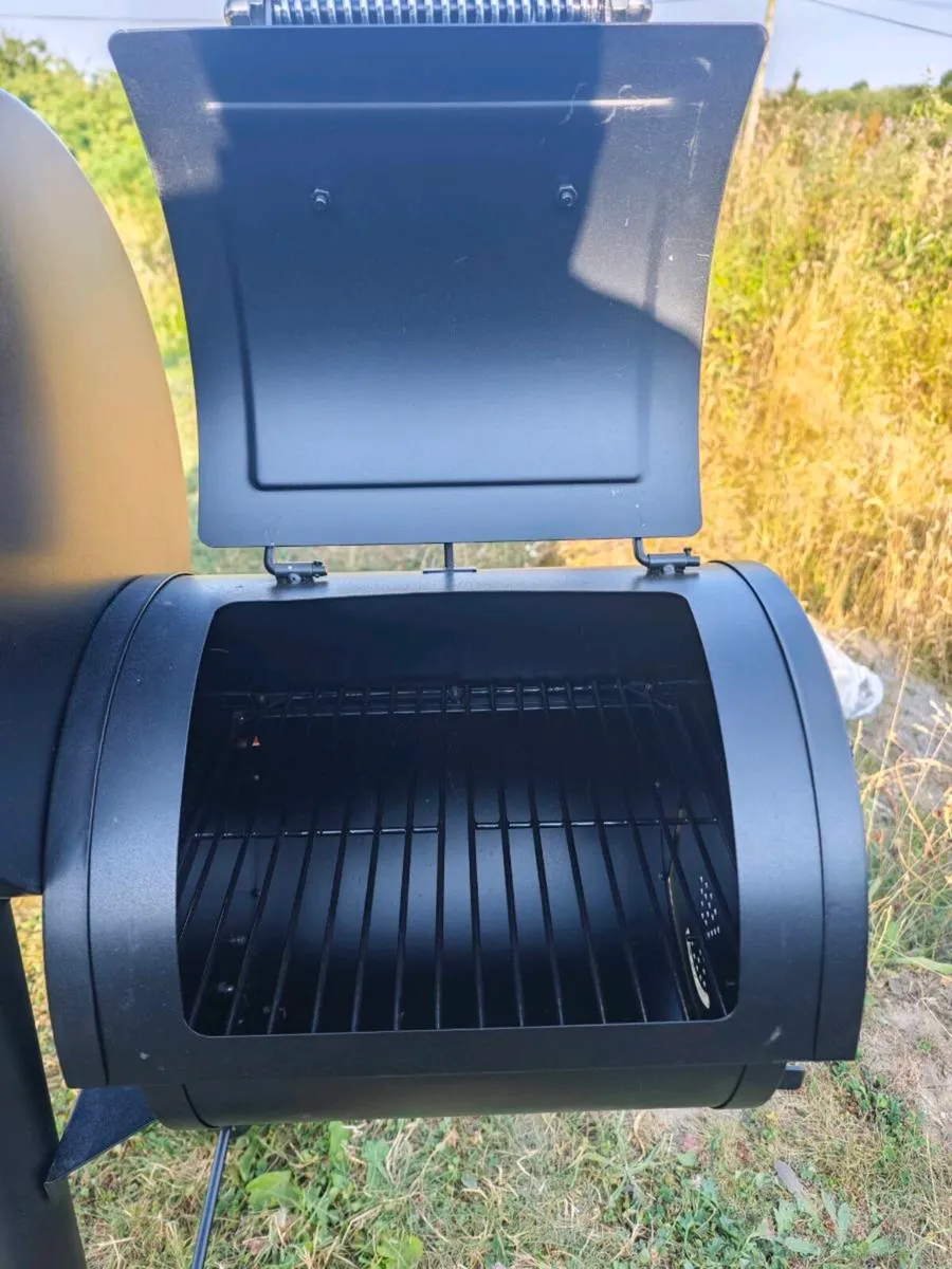 Bighorn BBQ & smoker - Image 2