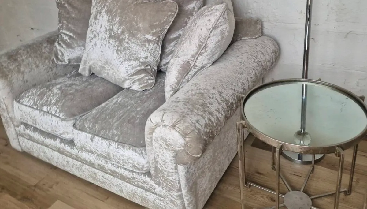 Couch,lamp,table- Dublin Delivery - Image 3