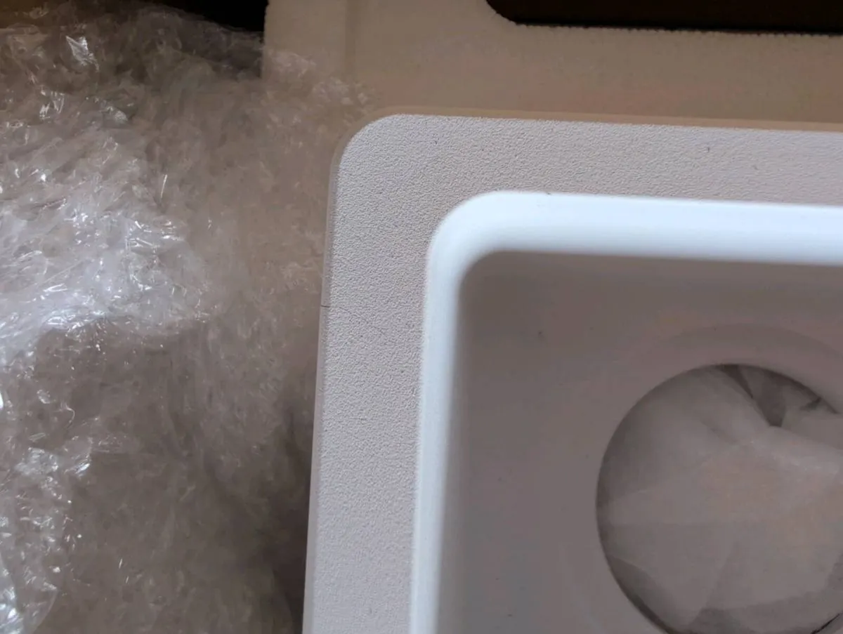 Franke Kitchen Sink - One and a half bowl - Image 3