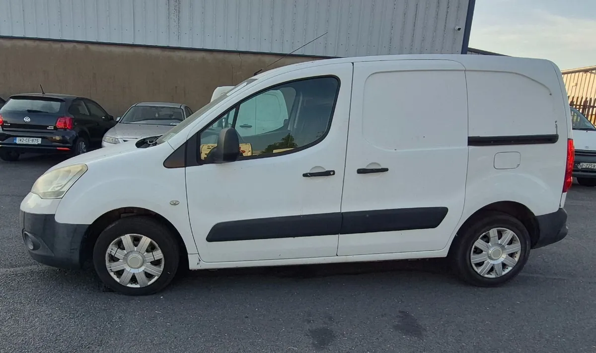 2012 Citroen Berlingo - Image 1
