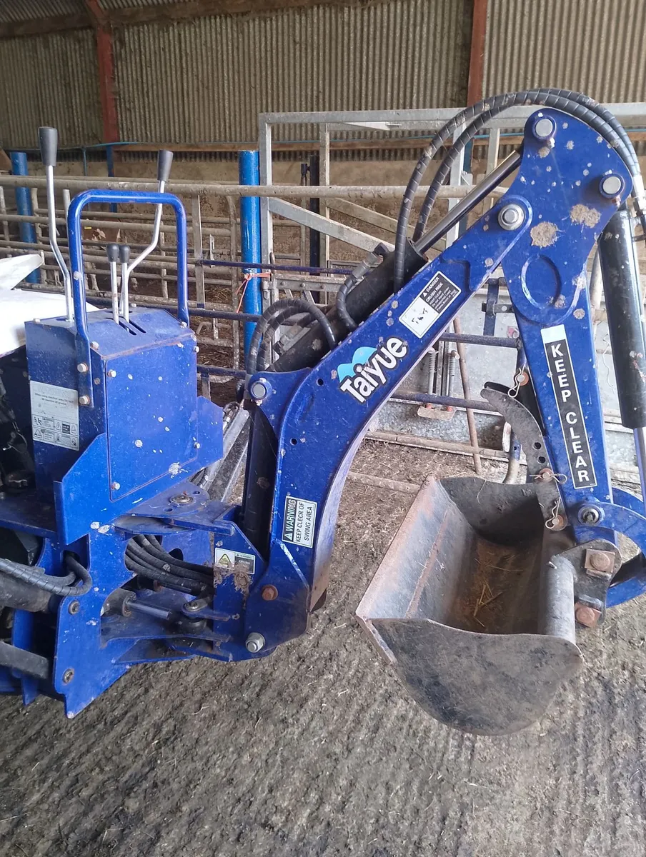 Mini Digger - Image 4