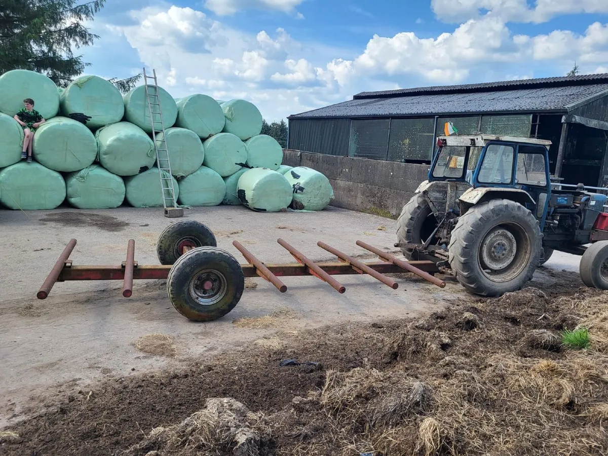 Bale Trailer