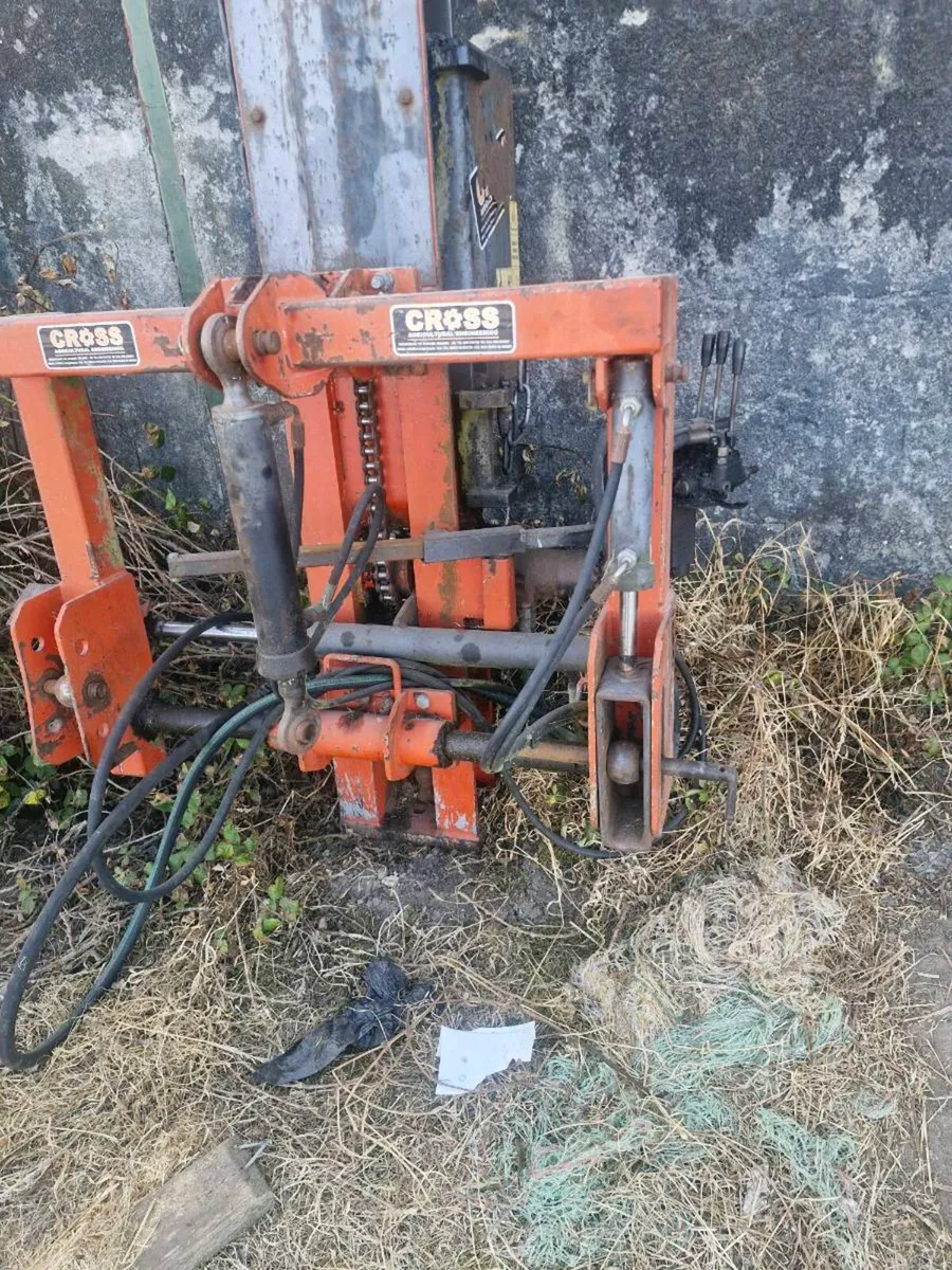 Post driver - Image 1