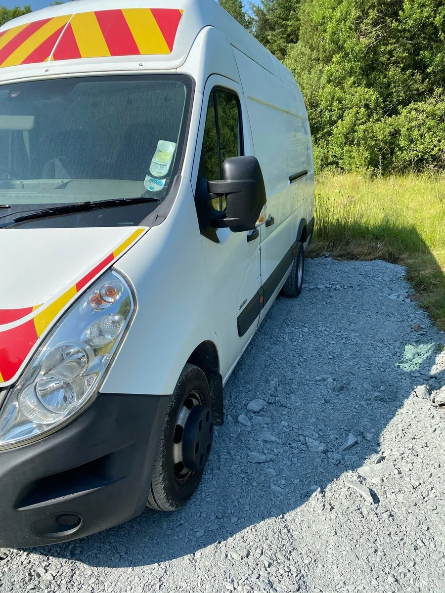 Renault Master - Image 2