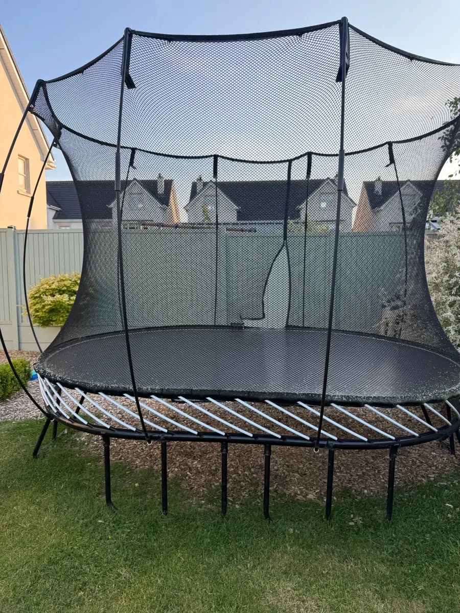 Spring free Trampoline Great Condition - Image 2