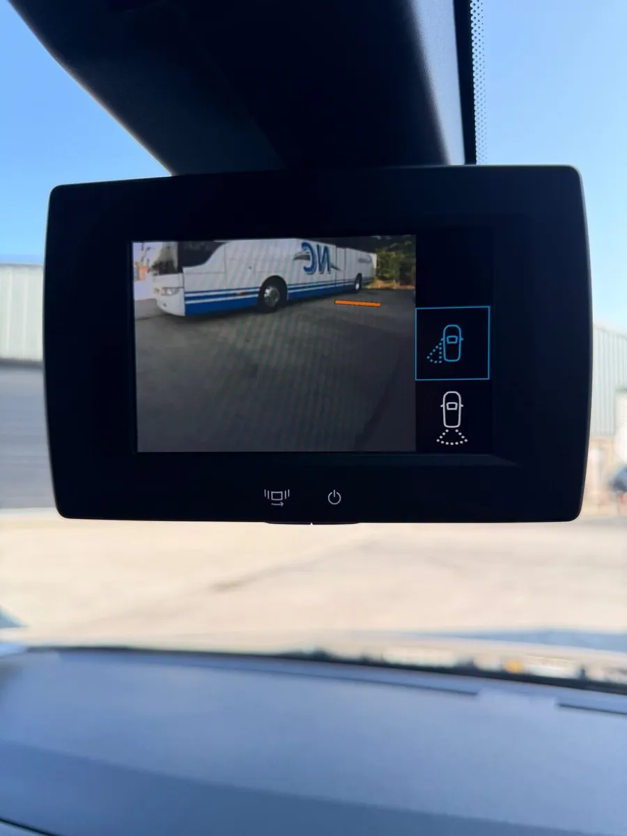 2022 Citroen Berlingo XL Driver Pro 1.5 Auto - Image 3