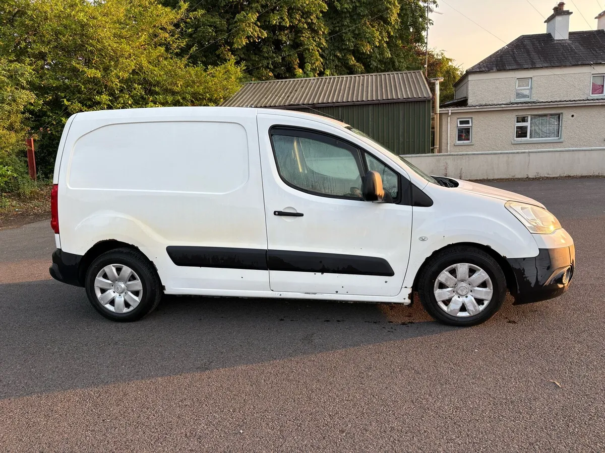 Citroen Berlingo 2011 - Image 1
