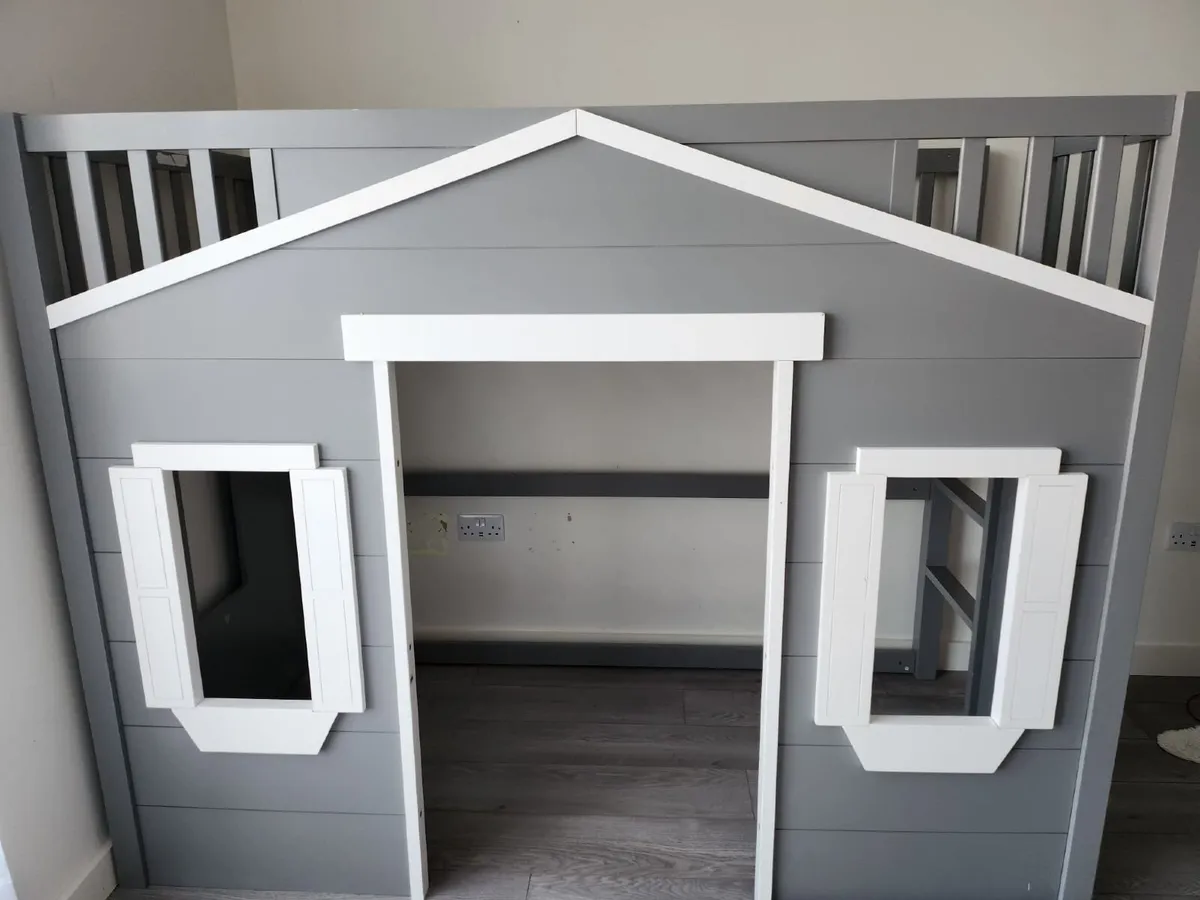 Kids bunk bed - Image 1