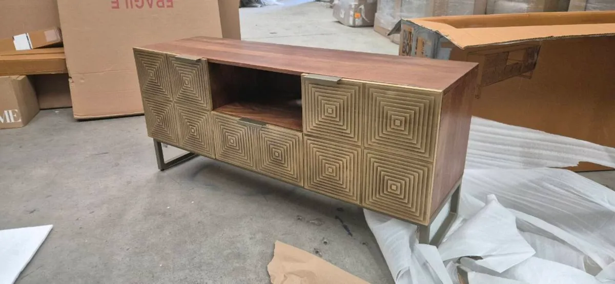 Volan Console table ( Dutch Bone) - Image 3
