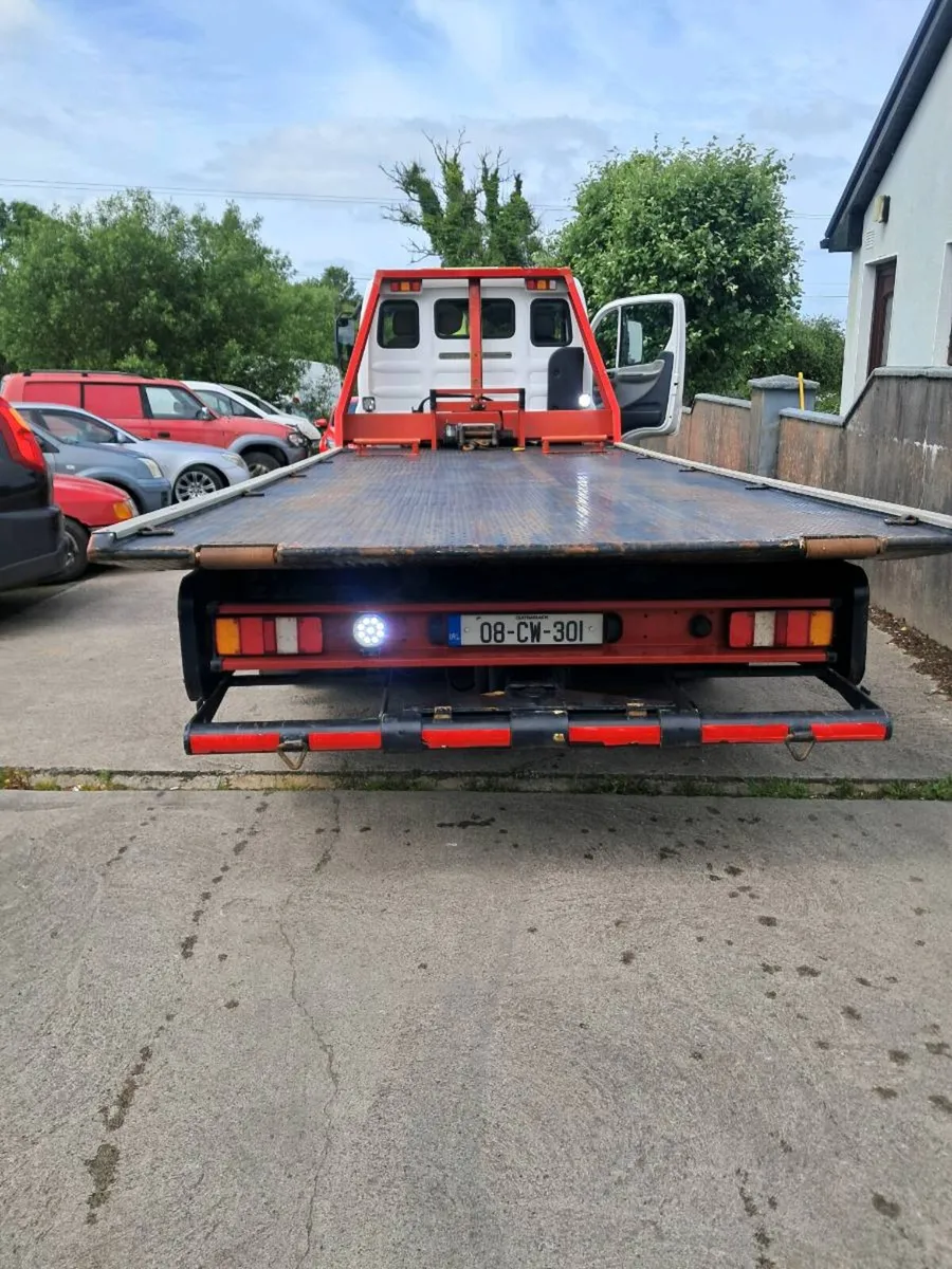 Recovery truck - Image 3
