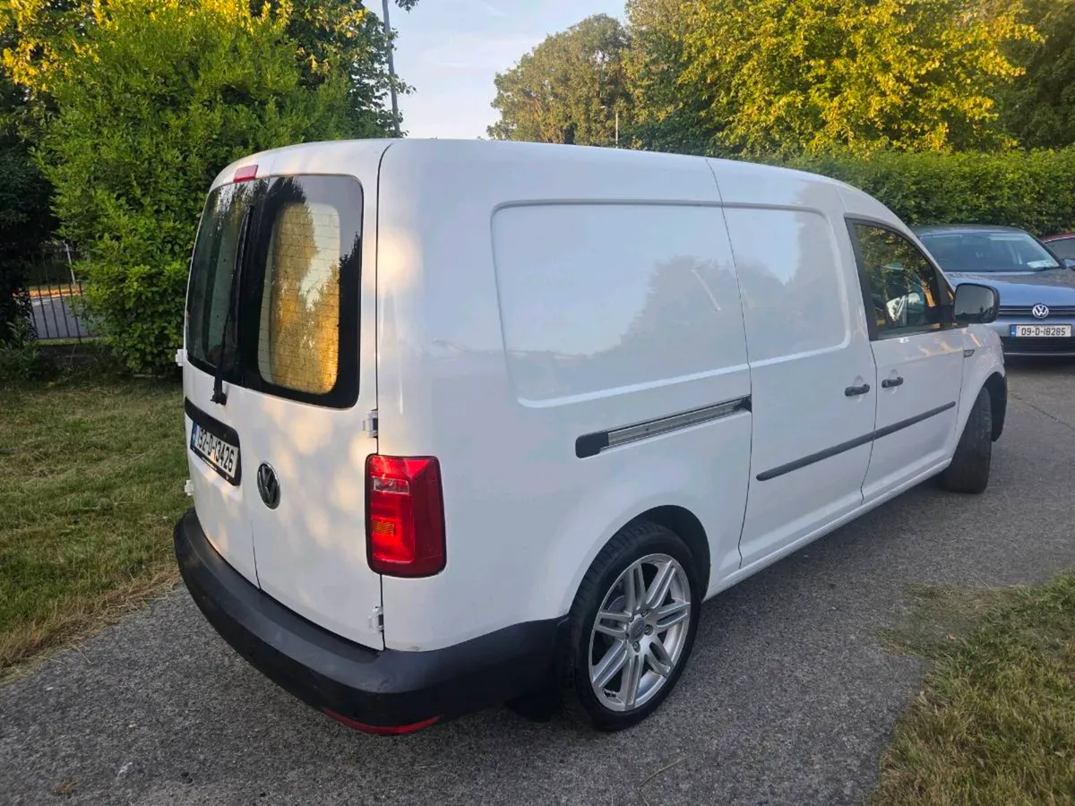 Caddy Maxi 2019 CVRT TAX - Image 3