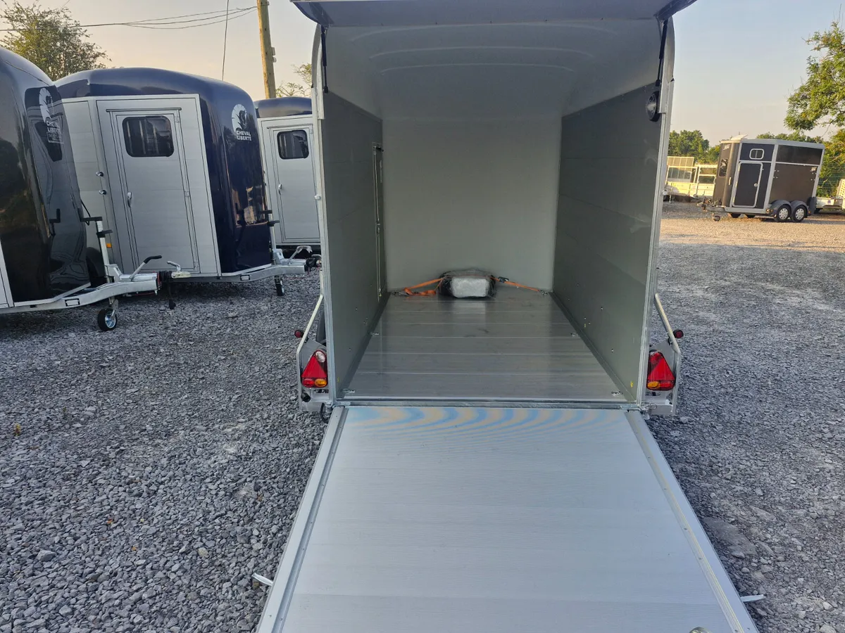 NEW  DEBON   10' x 5' x 6'  BOX   TRAILER - Image 4