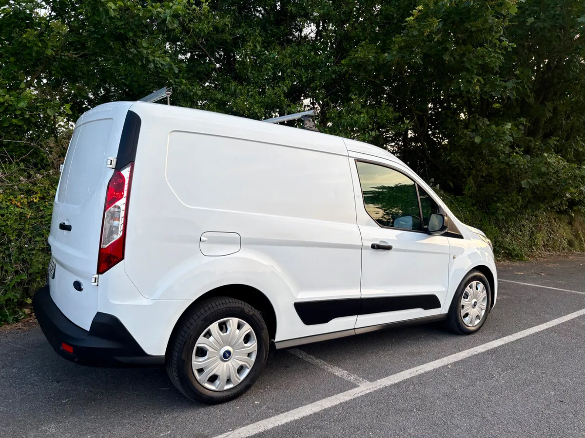 Ford Transit Connect Trend - Image 4