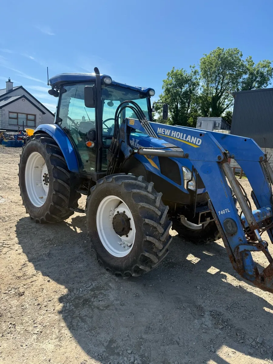 New Holland - Image 1