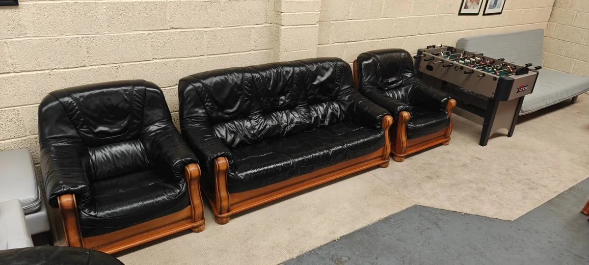 Dutch 3+1+1 Real Leather Suite - Image 1