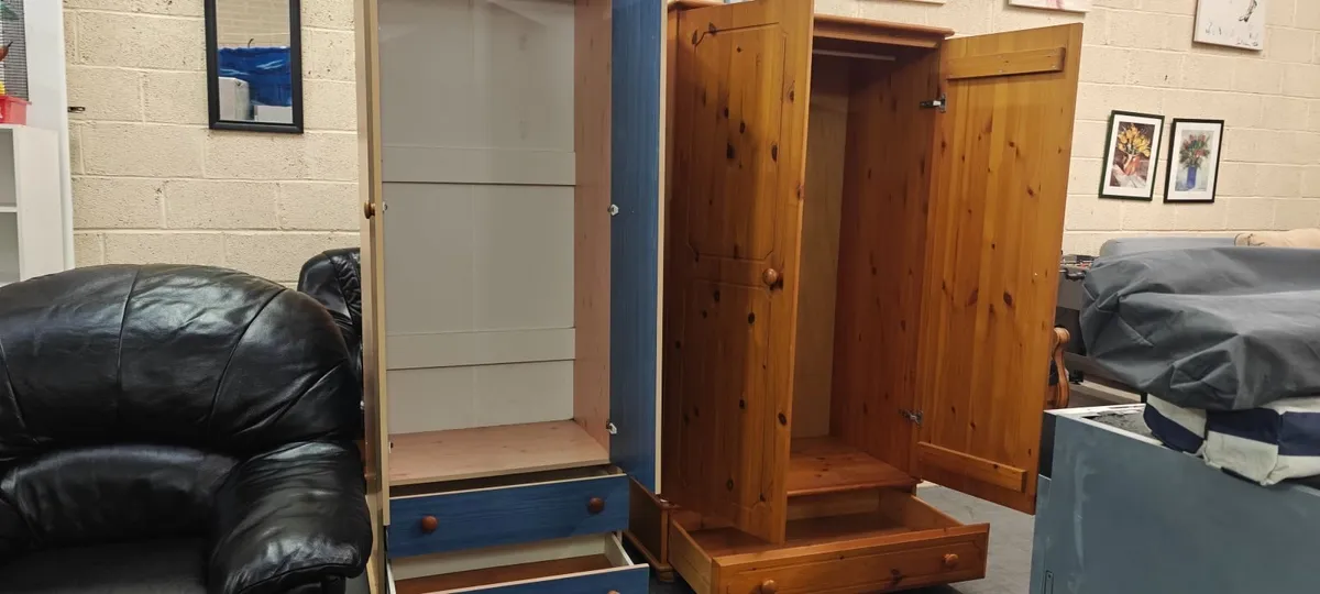 Double Wardrobe - Image 4