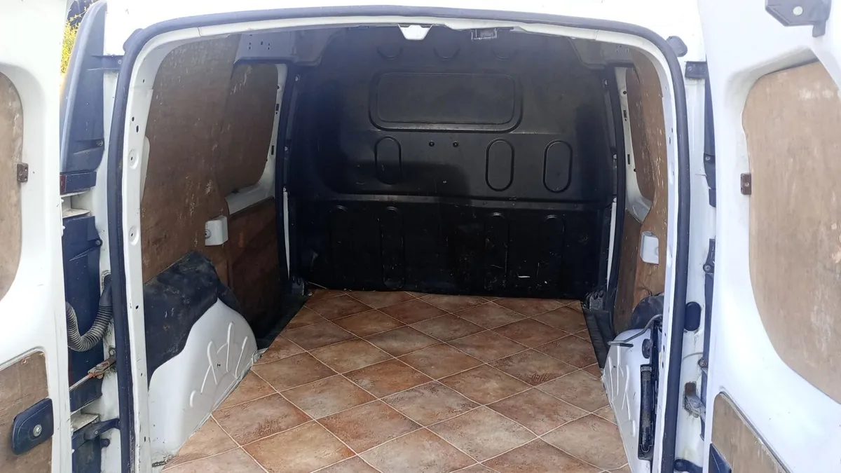 Renault Kangoo 2011 - Image 2