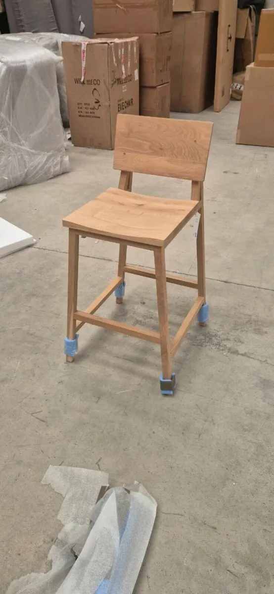 Ethnicraft oak no.3 stool - Image 2
