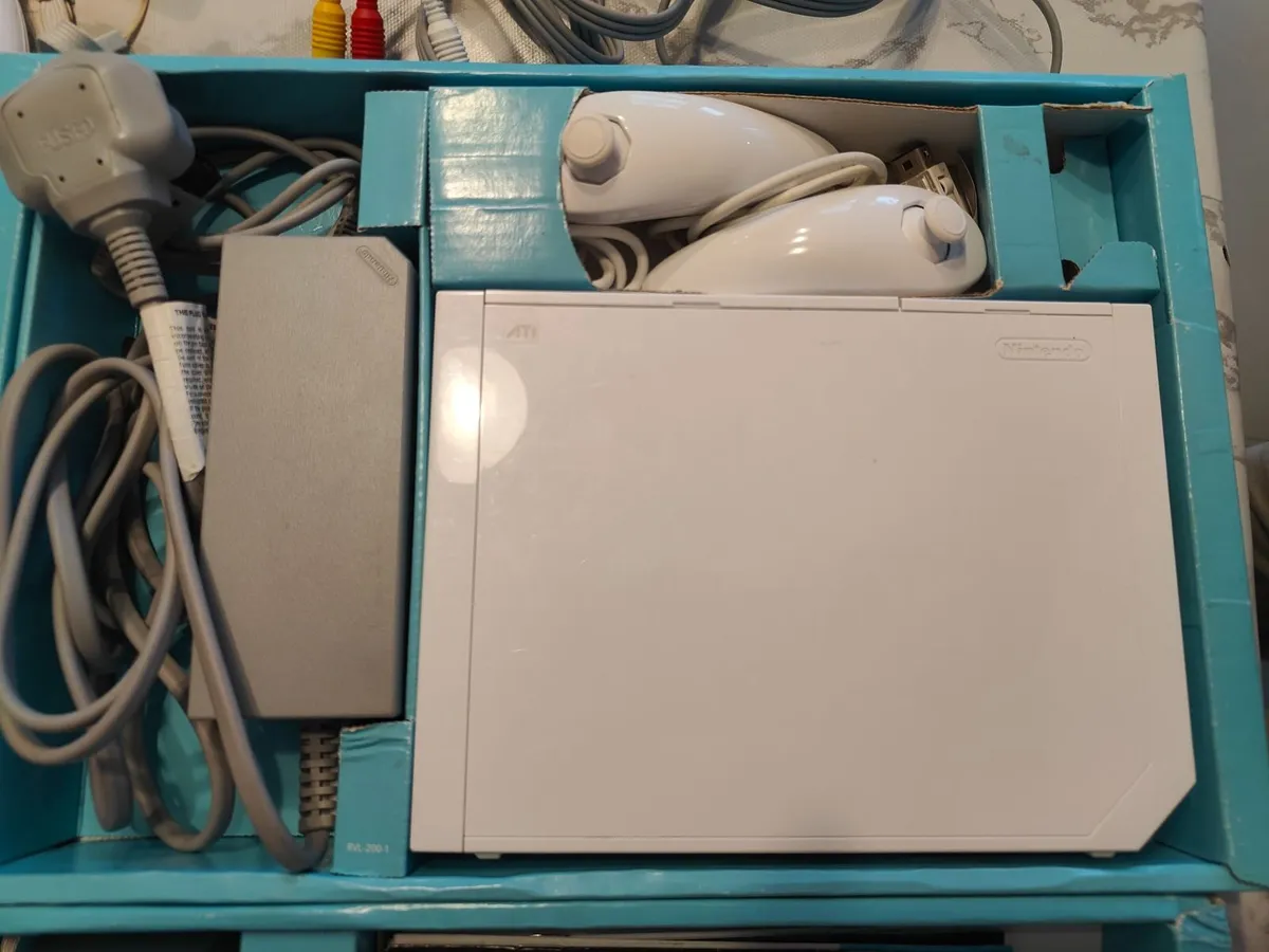 Nintendo Wii Mega Bundle!! - Image 2