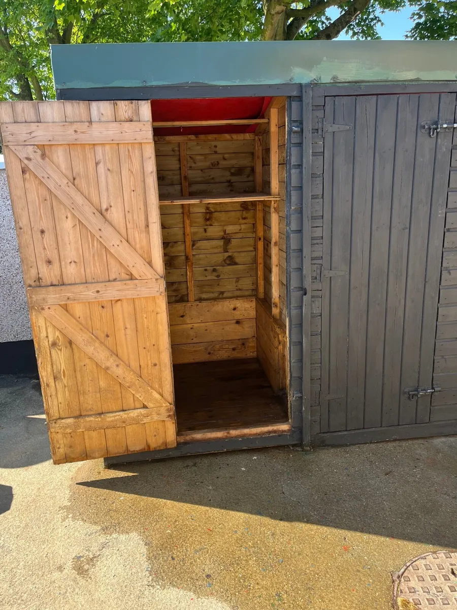 Dog shed /run - Image 2