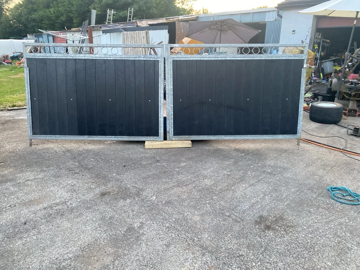 Gates - Image 1