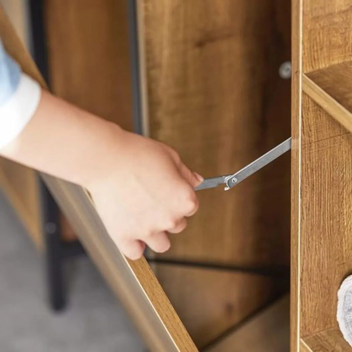 Bathroom Storage Cabinet with Laundry Basket - Mod - Image 4