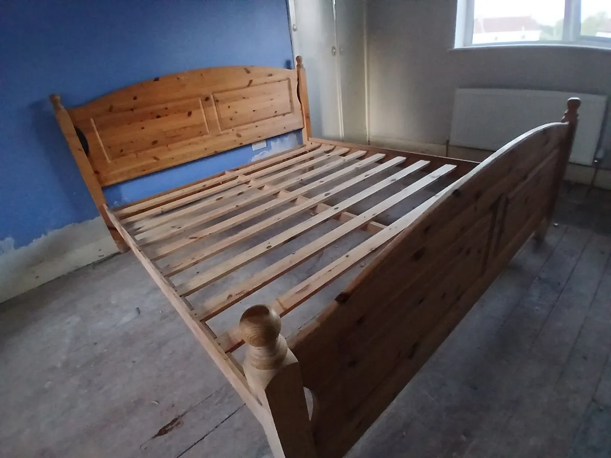 Superking bed frame - Roscommon - Image 4