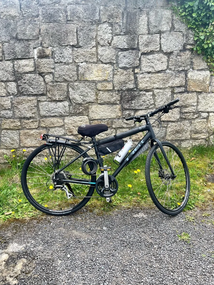 Trek FX Hybrid - 16” frame - Image 1