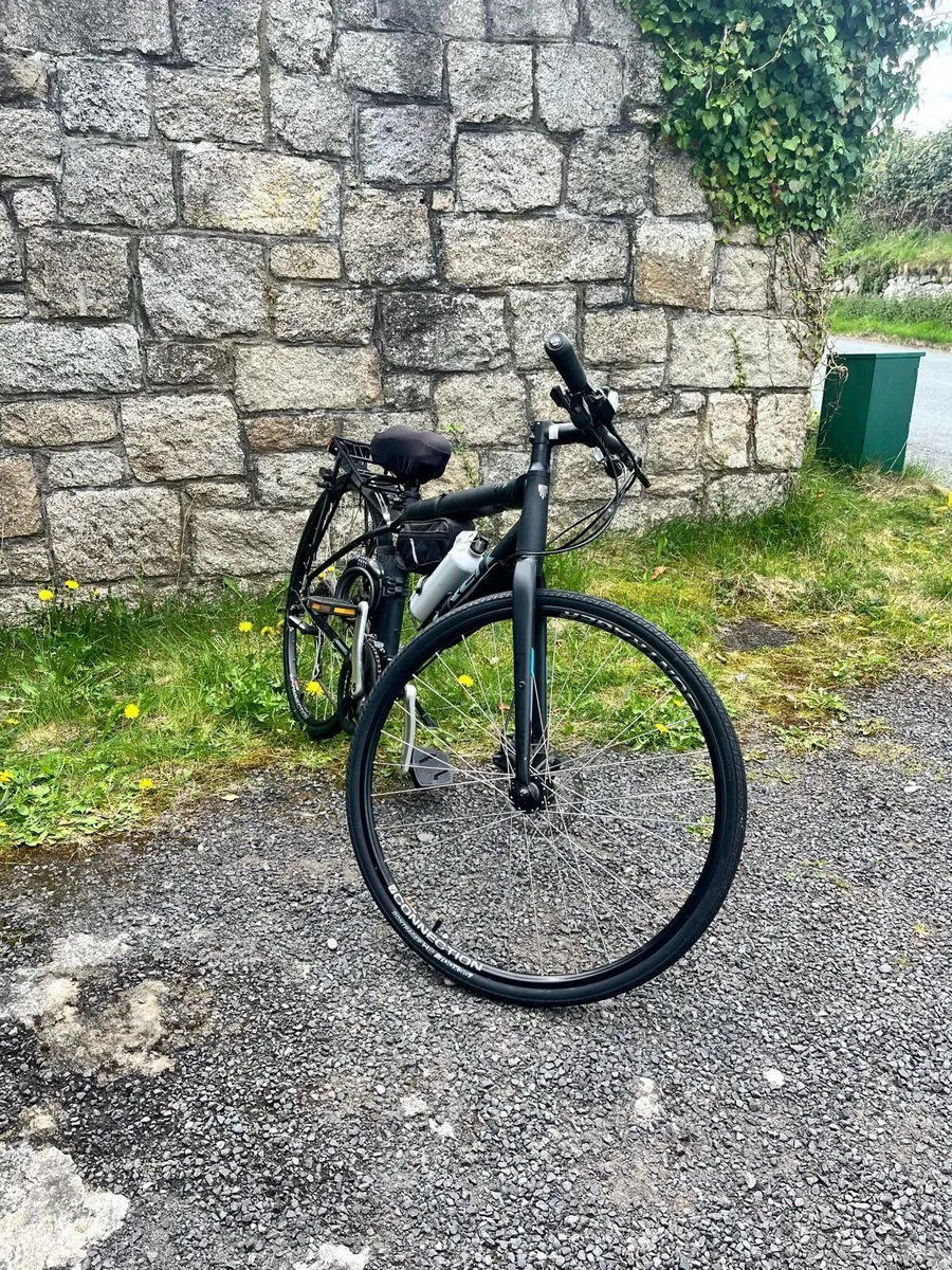 Trek FX Hybrid - 16” frame - Image 2