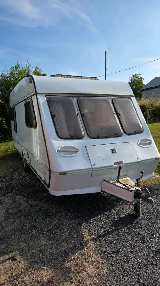 Colchester Fleetwood caravan - Image 2