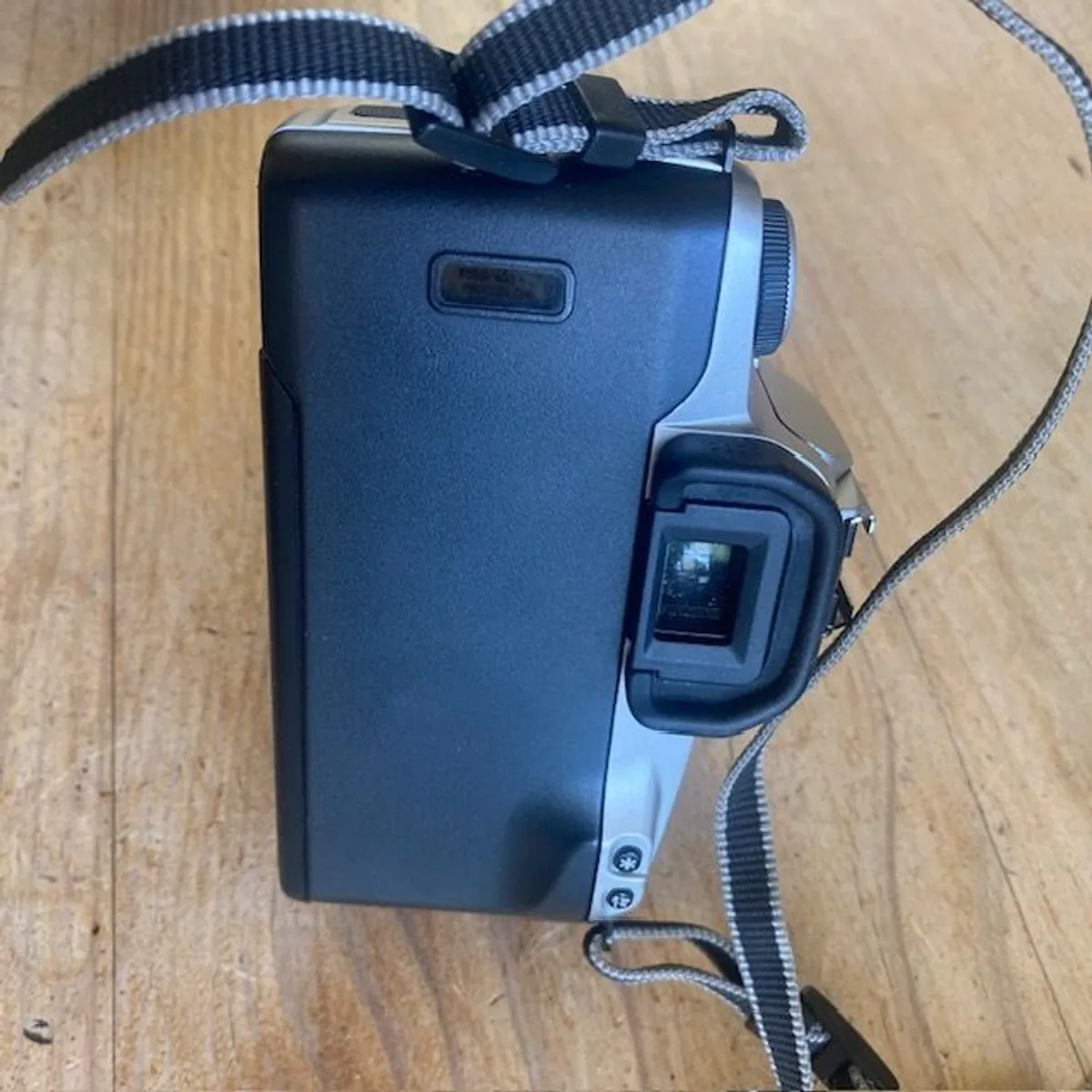 Canon Eos 500 Camera - Image 4