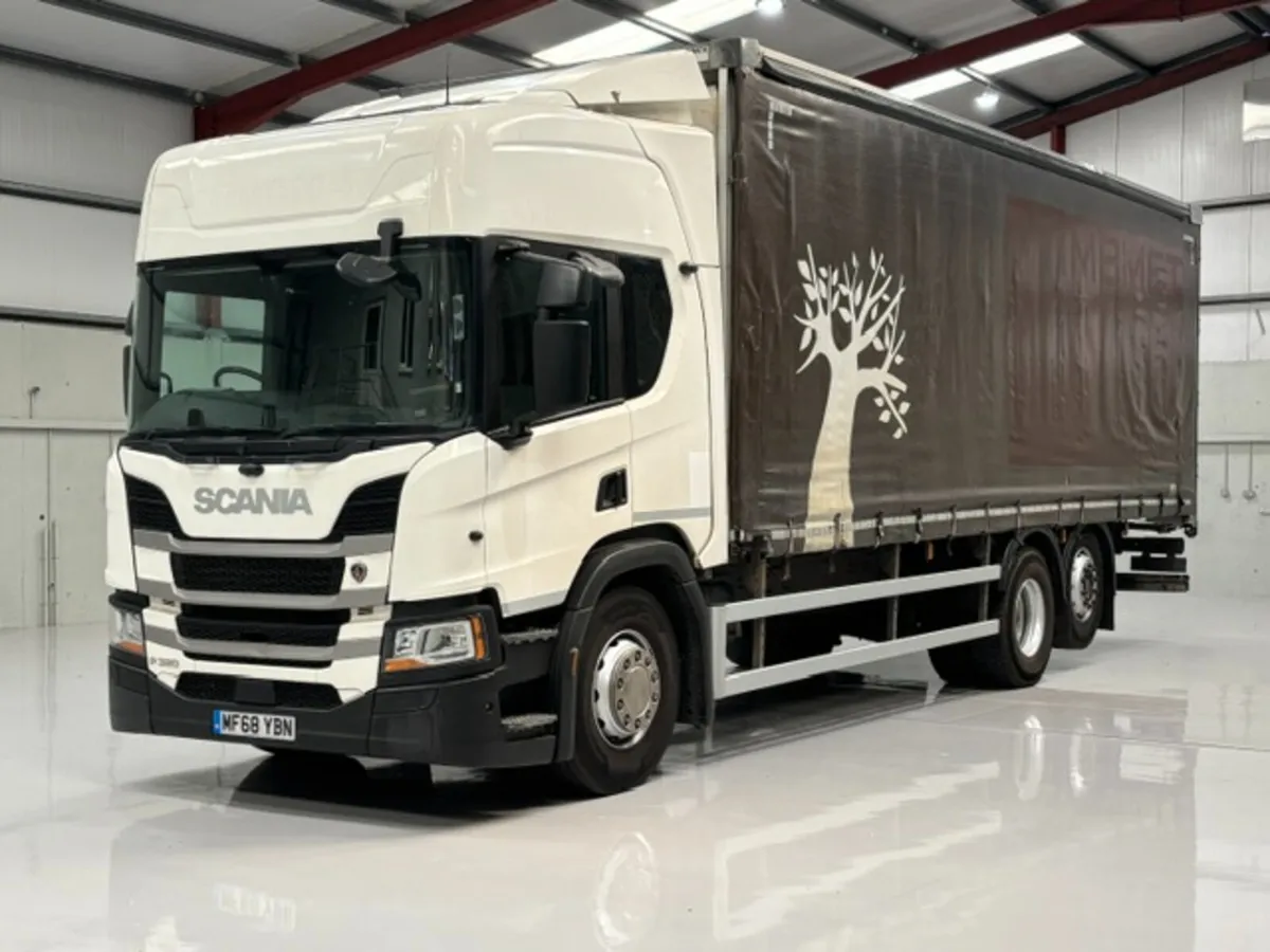 2018 SCANIA P320 6X2 CURTAINSIDER - Image 3