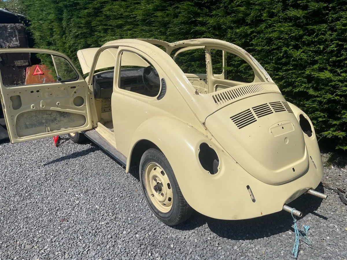 Volkswagen Beetle for Parts - Image 4