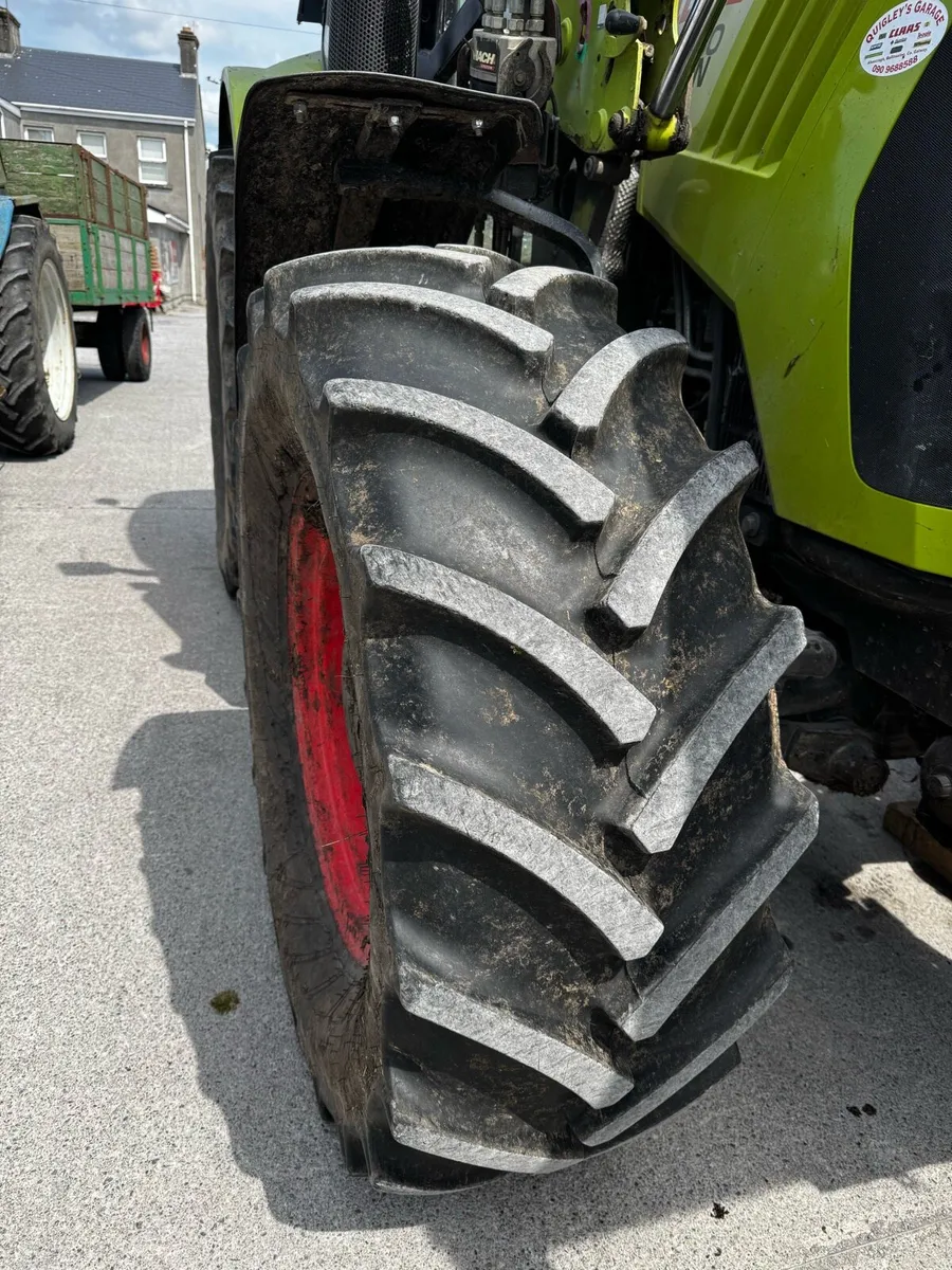 Tyre 480 65 28 - Image 2