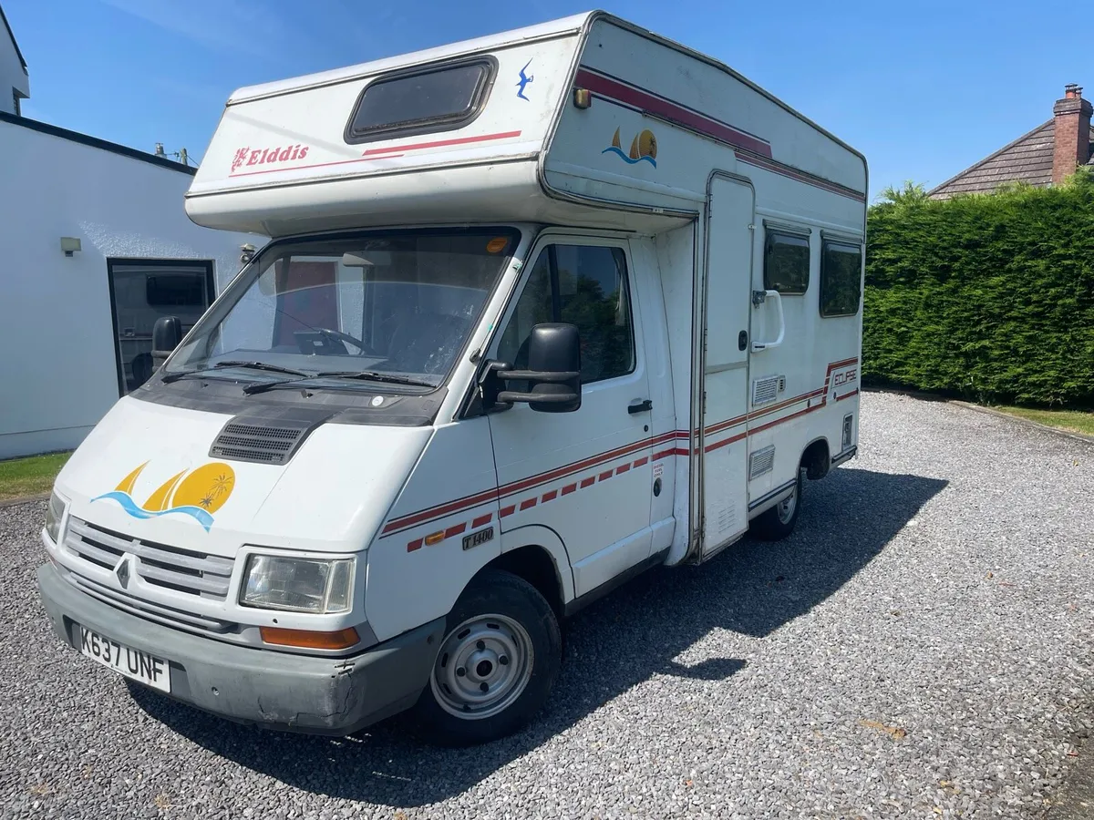 Renault Trafic campervan - Image 2