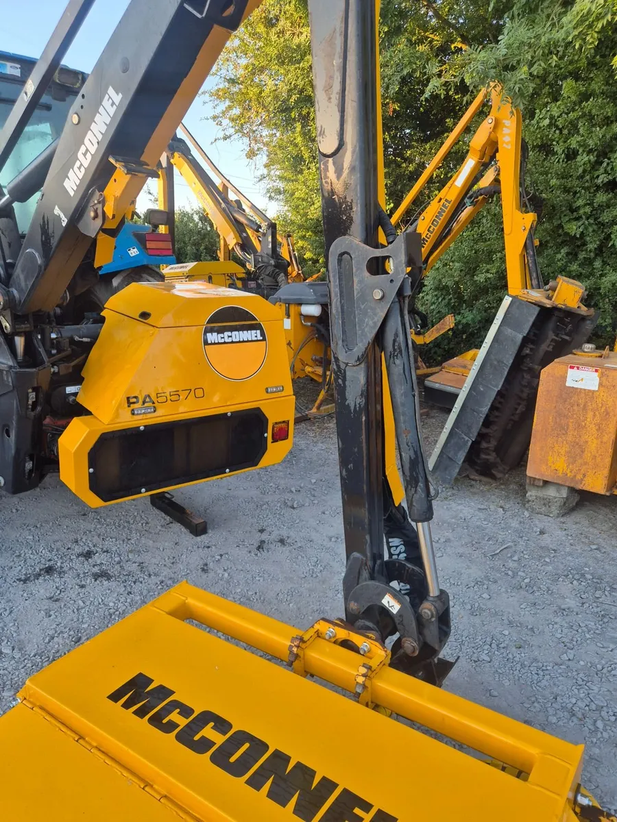 Mcconnel PA5570 Hedgecutter - Image 2