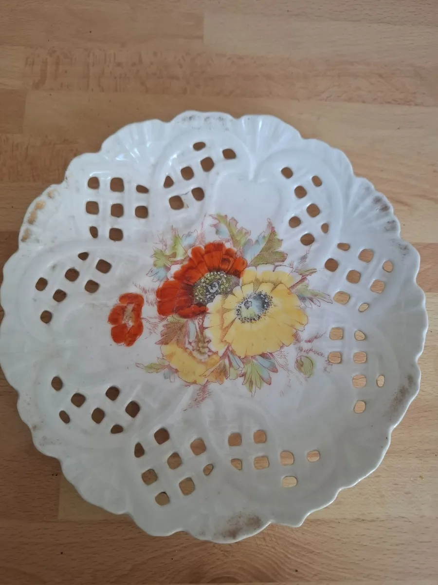 China cake/sandwich plates x4 - Image 4