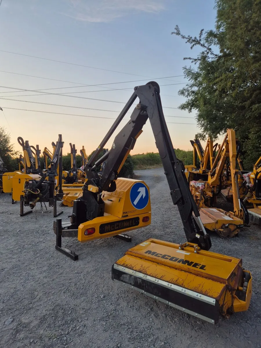 Mcconnel PA6500T Hedgecutter - Image 4